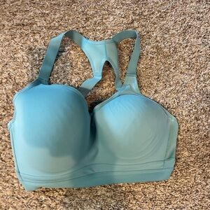 VS incredible sports bras